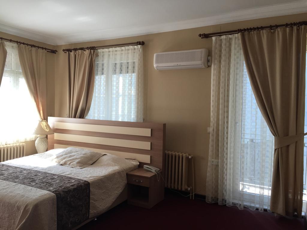 Hotel Mercan Adana Quarto foto