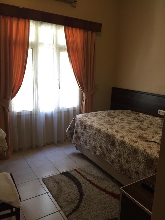 Hotel Mercan Adana Quarto foto