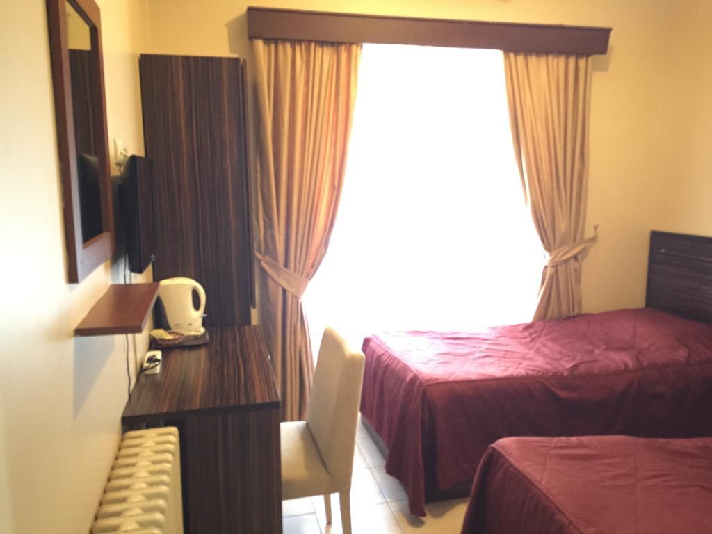 Hotel Mercan Adana Quarto foto